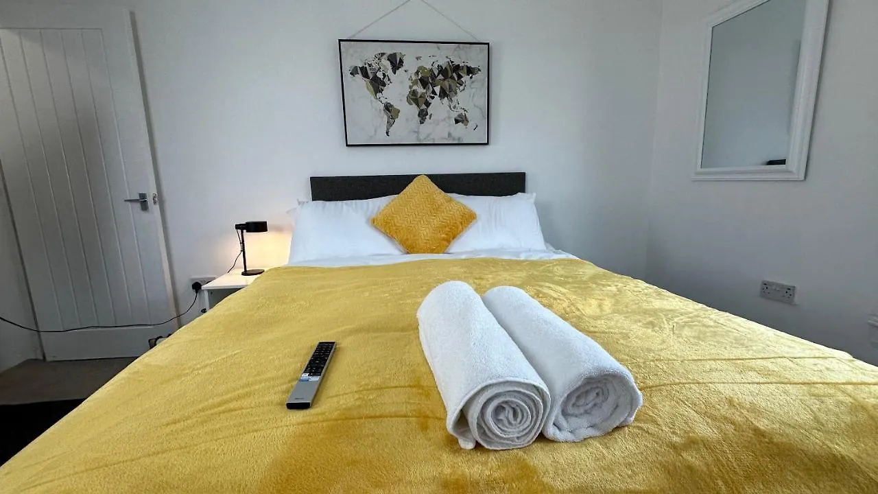 Snug Apartment In The Heart Of Castleford